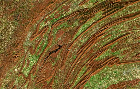 The folded mountains of central Pennsylvania - Earth.com