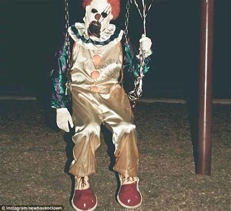 9 Signs that you have Coulrophobia, the Fear of Clowns | Her Campus