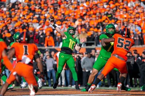 No. 9 Oregon Ducks vs. No. 21 Oregon State Beavers: Nov. 26, 2022 - oregonlive.com