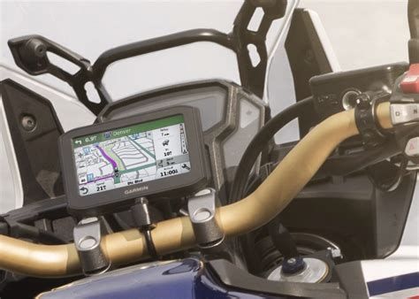 Garmin Zumo 396 LMT-S Motorcycle GPS – great satnav | Motorcycle Intercoms