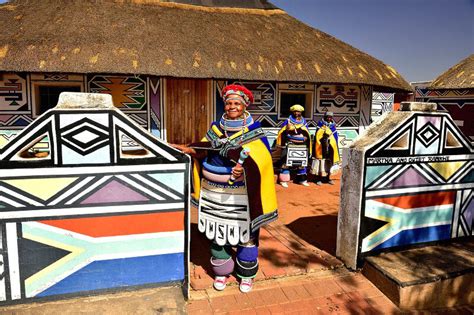 1_Ndebele Village, Mpumalanga, South Africa - SwaliAfrica Magazine