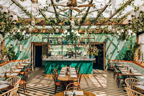 This Parisian Restaurant Is Too Pretty To Be Real