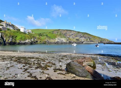 Port Isaac Harbour Beach Stock Photo - Alamy