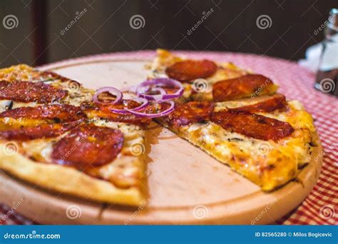 Pizza Capricciosa, Fast Food. Stock Photo - Image of food, green: 82565280