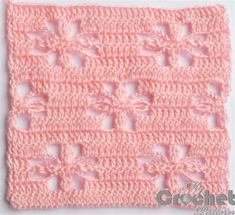 Lace crochet pattern with flowers | Mycrochetpattern