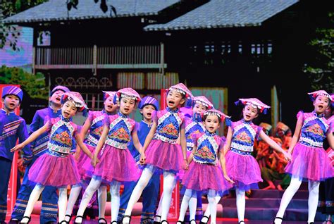 Folk songs of Zhuang ethnic group sung during performance in Nanning ...