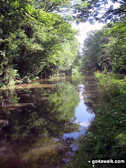 Walk Route Map ch184 The Trent and Mersey Canal and Anderton Boat Lift ...