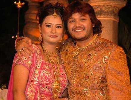 Golden Star Ganesh family photos | Celebrity family wiki