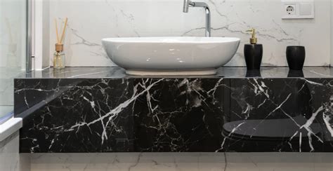 Granite vs Marble Bathroom Countertops – What’s the Difference?