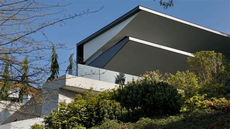 Eaves House, West Vancouver, Canada by M|Houses