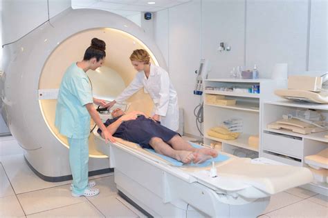 Radiologic Technologist - Salary, Schools, and Jobs