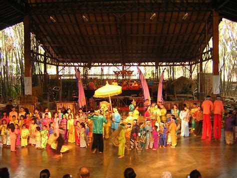 Smart & Inspire Life: Saung Angklung Udjo @Bandung