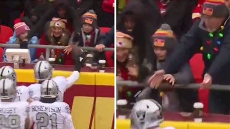 Raiders' Jack Jones Trolls Little Chiefs Kid On Christmas By Pretending ...