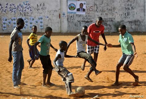 The African Football Slaves of the 21st Century – Breaking The Lines