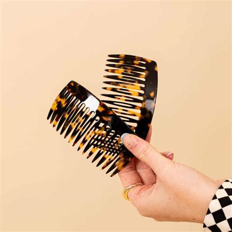 3 Best Hair Combs and Clips for Fine Hair | Tegen Accessories