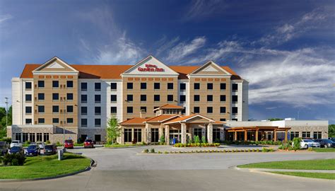 Hilton Garden Inn Springfield in Springfield, MO - Hotels & Motels ...