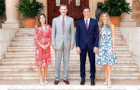 El nuevo trabajo de Begoña Gómez, mujer de Pedro Sánchez- RevistaDiezminu | Queen letizia ...