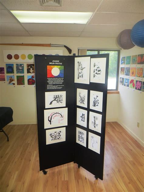 Creative Ways To Display Student Artwork - Screenflex