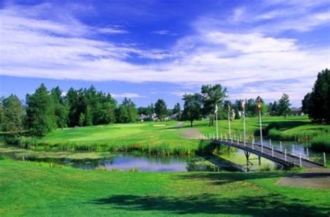 Book Online at Hazelmere Country Club - Surrey, - Golf Course | CHRONOGOLF