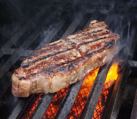 3840x2160px | free download | HD wallpaper: grilled beef on top of black steel charcoal grill ...