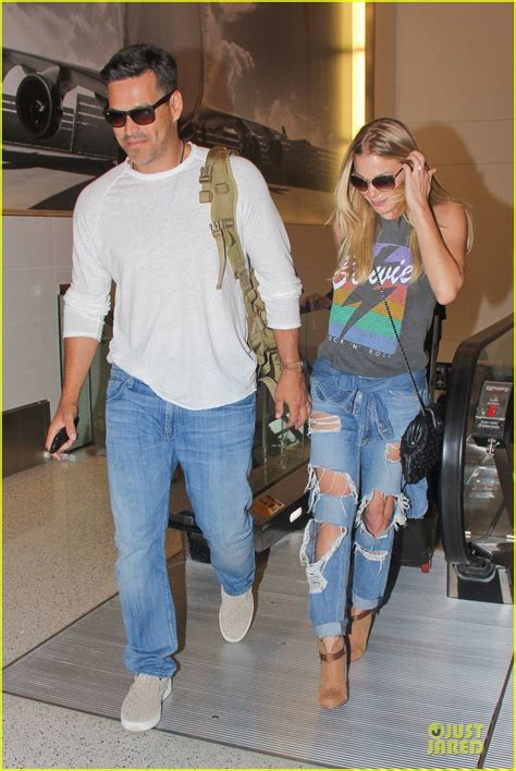 Photo: leann rimes eddie cibrian discuss his ex wife brandi glanville ...