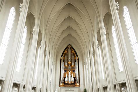 Interior Of Hallgrimskirkja Church Photograph by Mel Longhurst - Fine ...