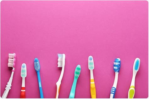 Choosing the Right Toothbrush | Soft vs. Hard Bristles