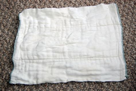 Welcome to my (Cloth Diaper) World: The cheapest way to cloth diaper - use prefolds!