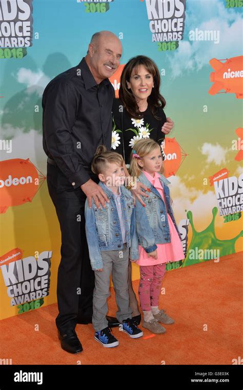 LOS ANGELES, CA - MARCH 12, 2016: Dr. Phil McGraw & wife Robin McGraw & grandchildren at the ...