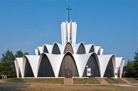 Rome of the West: Photos of Saint Anselm Church, in Creve Coeur, Missouri