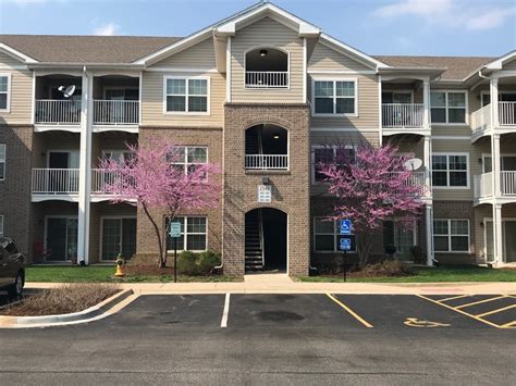 Village Park - Waukegan, IL | Apartment Finder