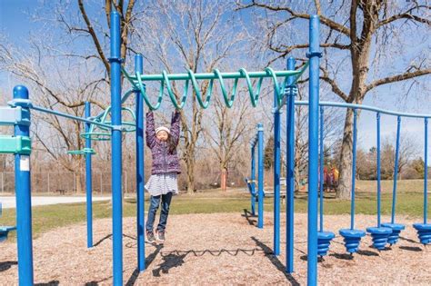 Avondale Park in Rochester Hills | Metro Detroit Mommy