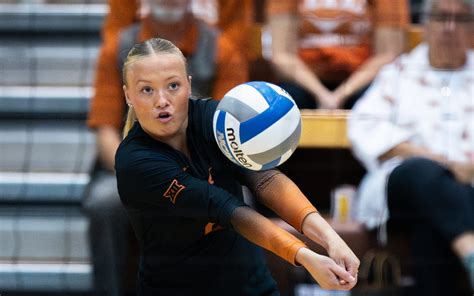 Texas Longhorns ready to face Texas A&M, start NCAA volleyball tournament