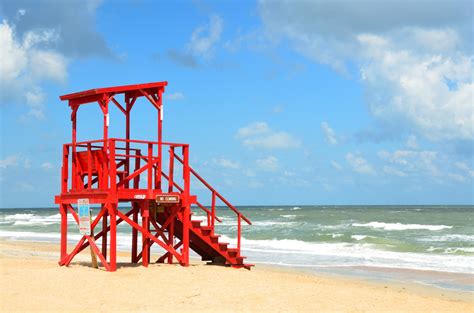 Empty Lifeguard Stand Free Stock Photo - Public Domain Pictures