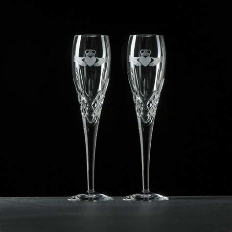 Galway Crystal Pair of Claddagh Champagne Flutes – A Touch of Ireland