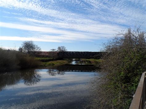 Railway bridge over the River Mersey © Bikeboy :: Geograph Britain and Ireland