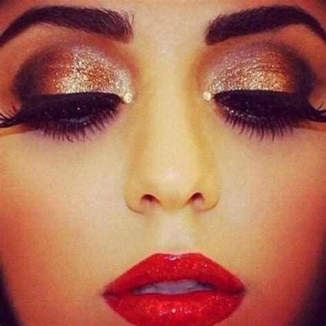 Makeup For Red And Gold Dress | Seven Ideas To Organize Your Own Makeup ...