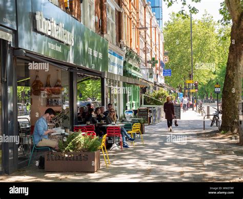 Chiswick High Street, London, UK Stock Photo - Alamy