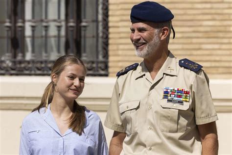 Spain's Future Queen Princess Leonor Starts 3-Year Military Training ...