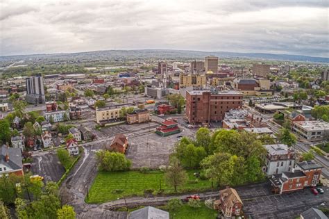 5 Places to Visit in Downtown Utica this Fall | Air City Lofts