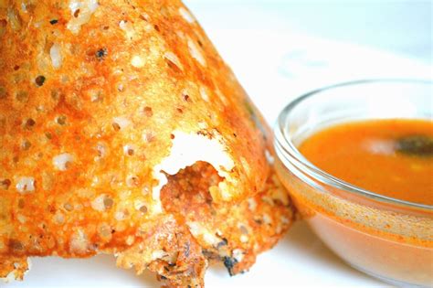 Instant Crispy Rava Dosa | Sowmia's Galley