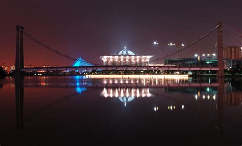 The night view of Sultan Mizan Zainal Abidin Mosque at Putrajaya ...