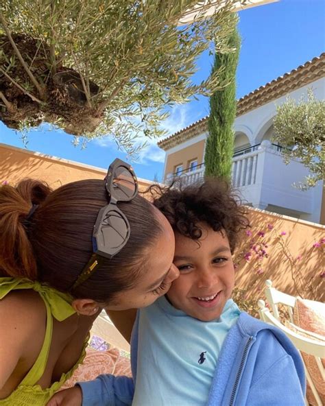 Photo : Cora Gauthier a publié des photos de vacances avec leur fils Ibrahim sur sa page ...