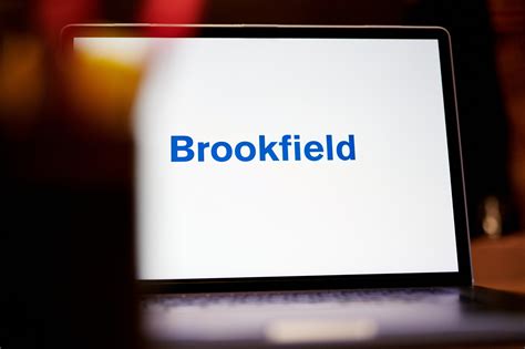 Brookfield Said to Plan $1.2 Billion of Debt to Buy India Assets ...