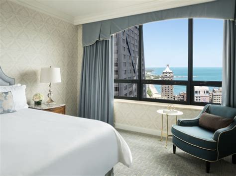 Top 14 Chicago Hotels with Epic City Views (with Photos) – Trips To Discover