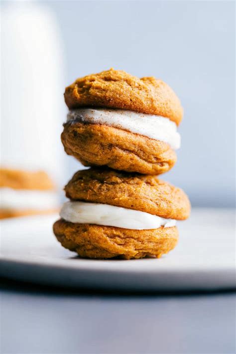 Pumpkin Whoopie Pies (With Creamy Frosting!) - Chelsea's Messy Apron