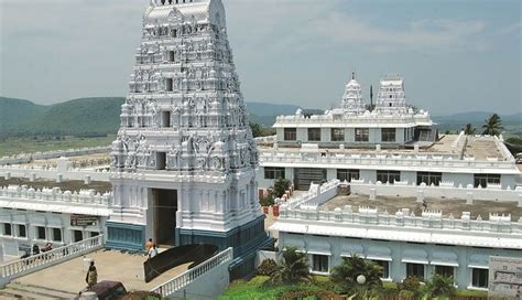 5 Temples You Must Visit in Andhra Pradesh - lifeberrys.com