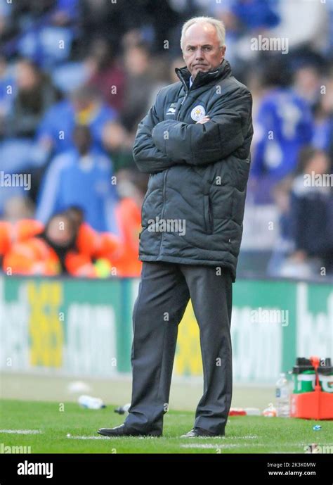 Leicester City Manager Sven-Goran Eriksson Stock Photo - Alamy