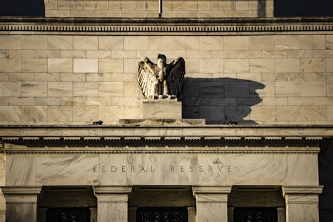 U.S. Federal Reserve Meeting Minutes: April 28 (Text) - Bloomberg