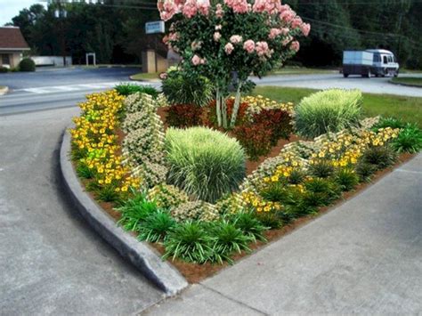 36+ Most Popular Entrance Landscaping Garden For Your Home — Freshouz Home & Architecture Decor ...